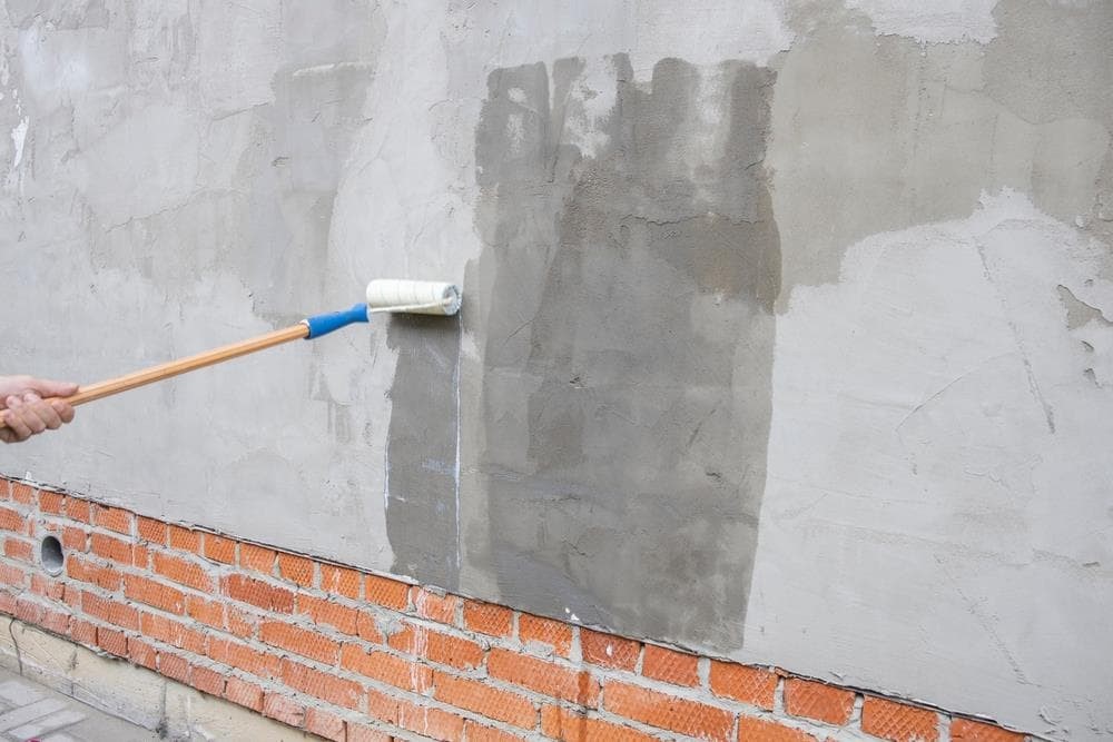 Cómo evitar las humedades en las fachadas con el cambio de estación